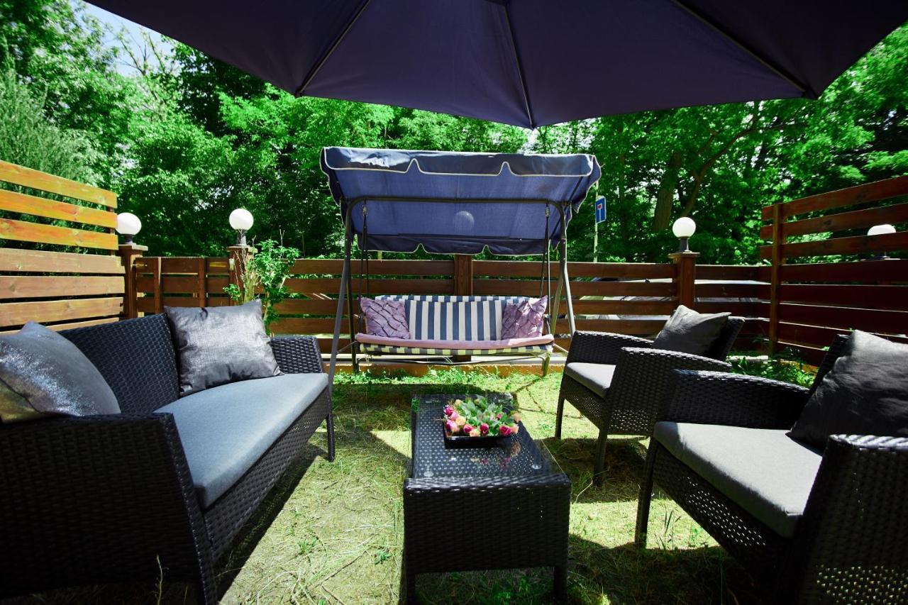 Terrace Garden Seaside Apartments Odesa Exterior foto