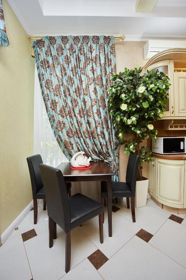Terrace Garden Seaside Apartments Odesa Exterior foto